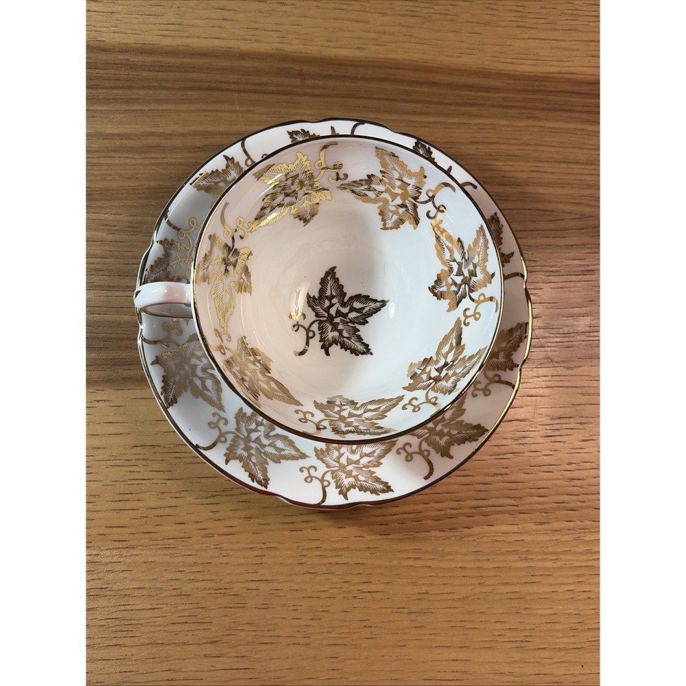 VTG Stanley Gold Maple Leaf Tea Cup & Saucer Fine Bone China - England 358/11 - Picture 7 of 7